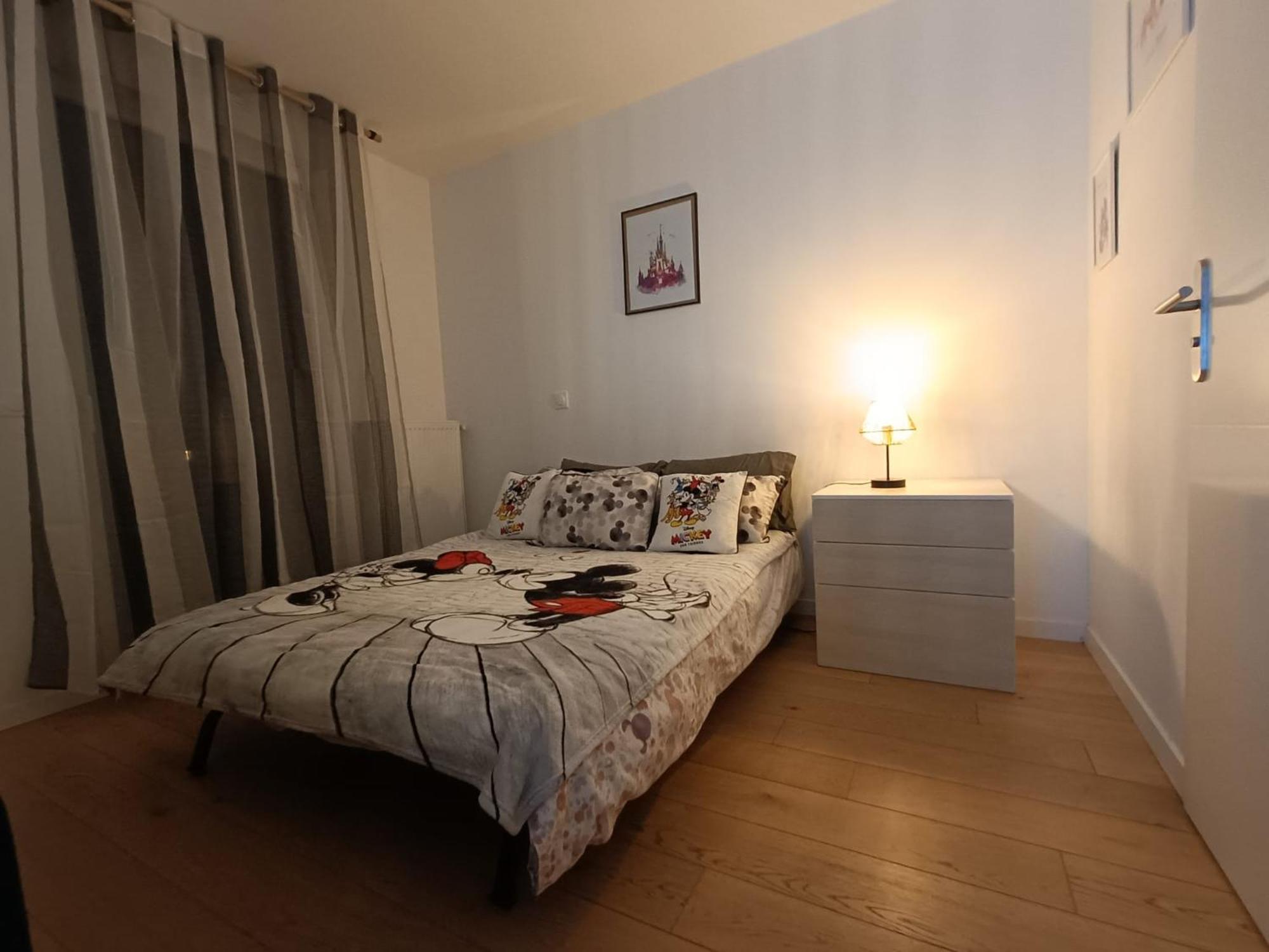 Disney - Paris 5 Min De Disney - Pk Prive Gratuit - 4 Personnes - Terrasse Jardin เชสซี ภายนอก รูปภาพ